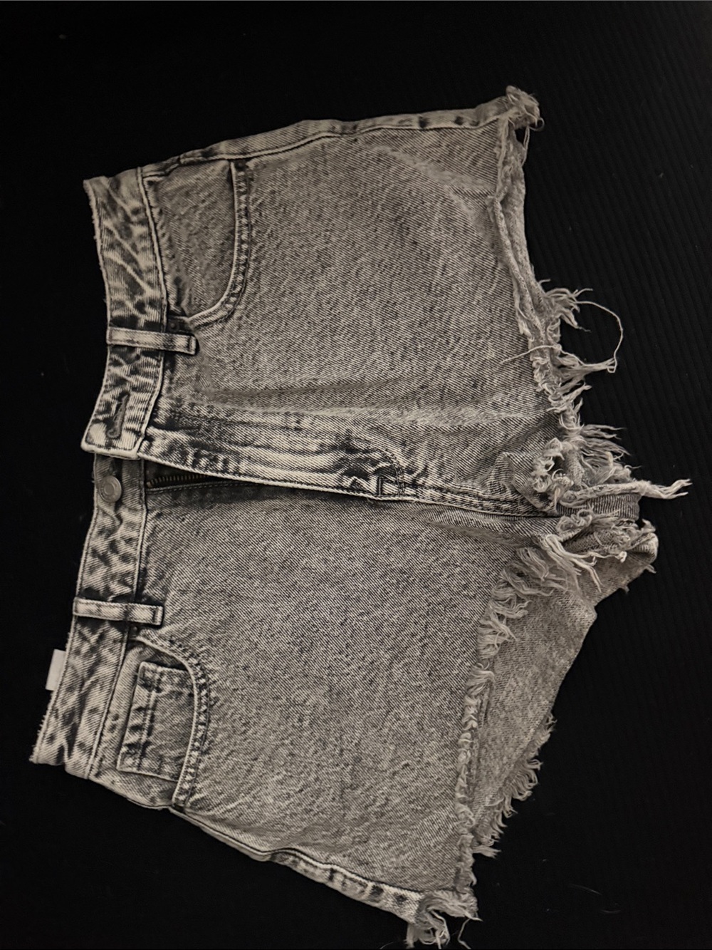 Distressed High-Waist Gray Denim Shorts